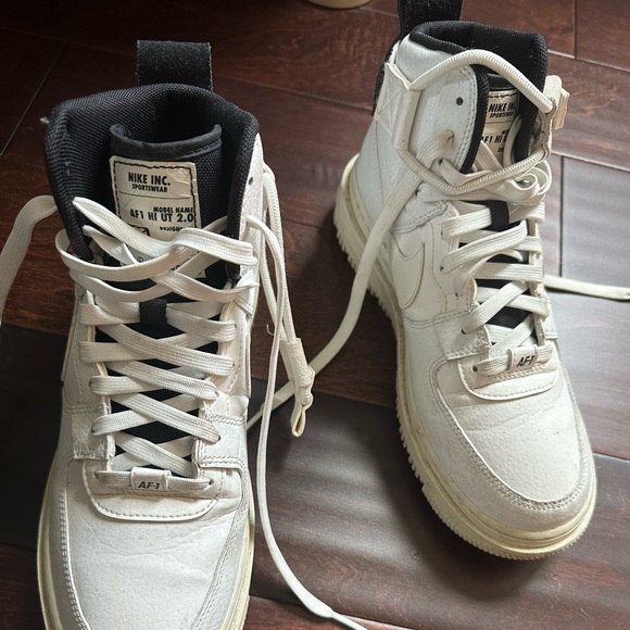 AF1 HI UT 2.0 - Picture 6 of 8